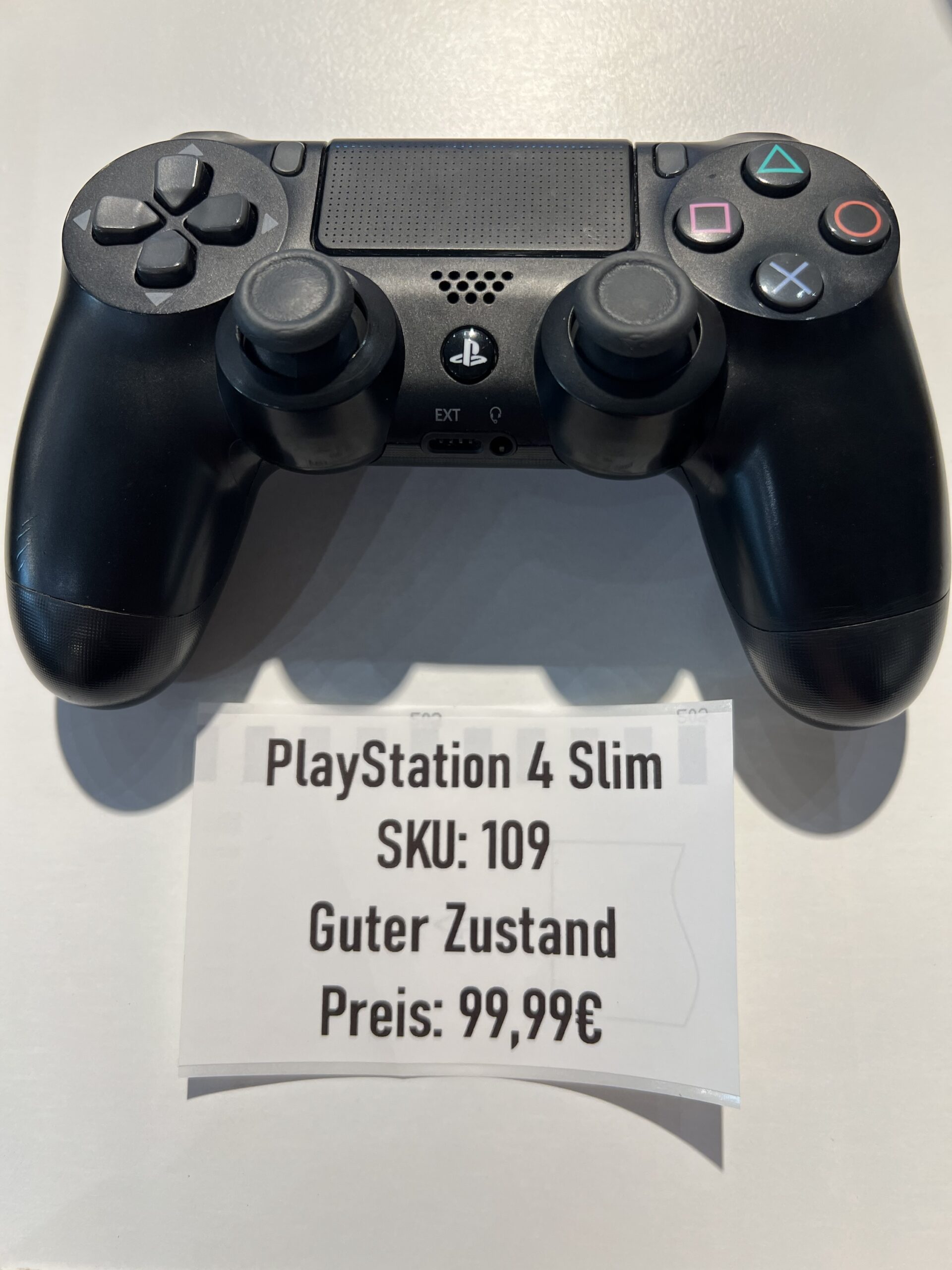PlayStation 4 Slim