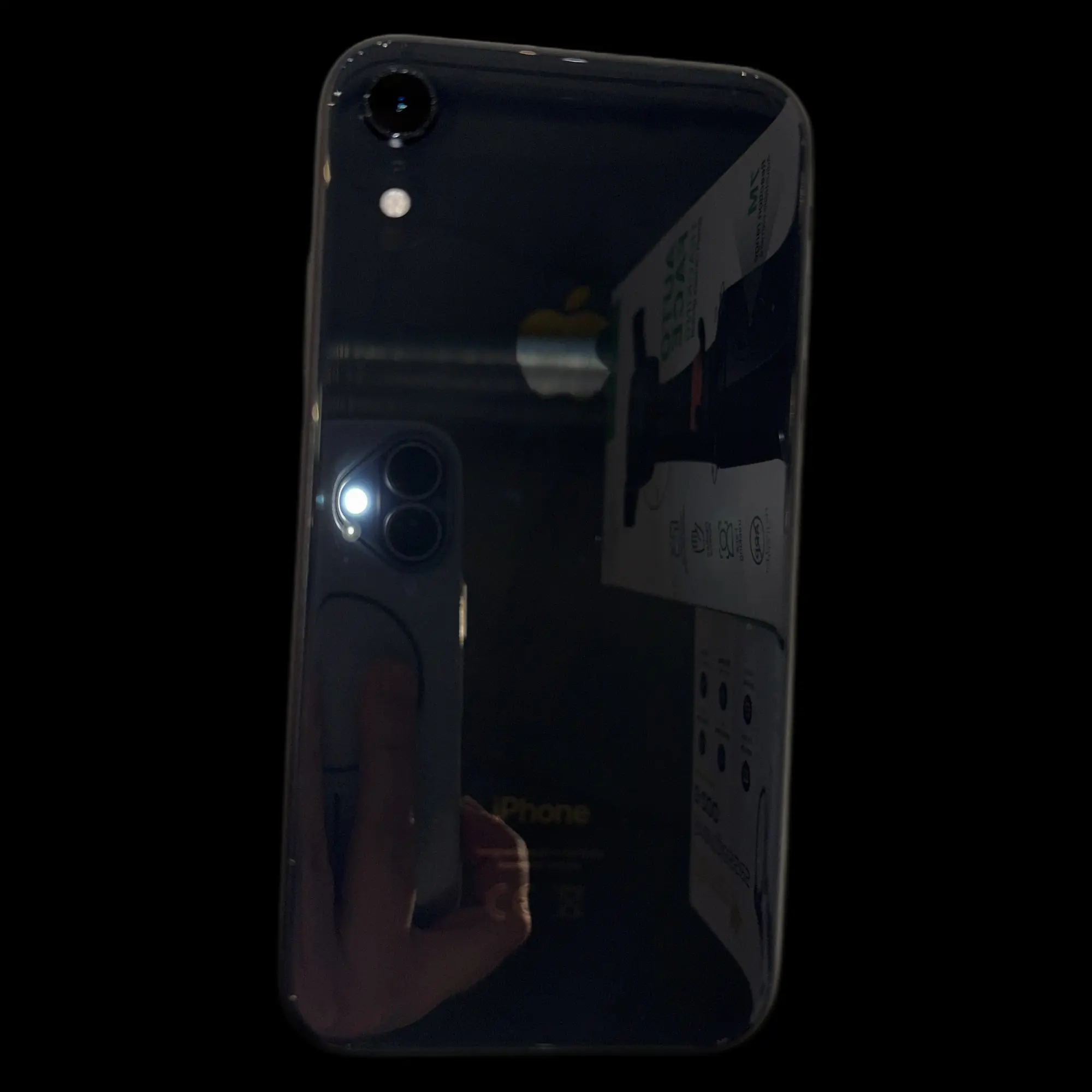 iPhone XR 1 iPhone XR